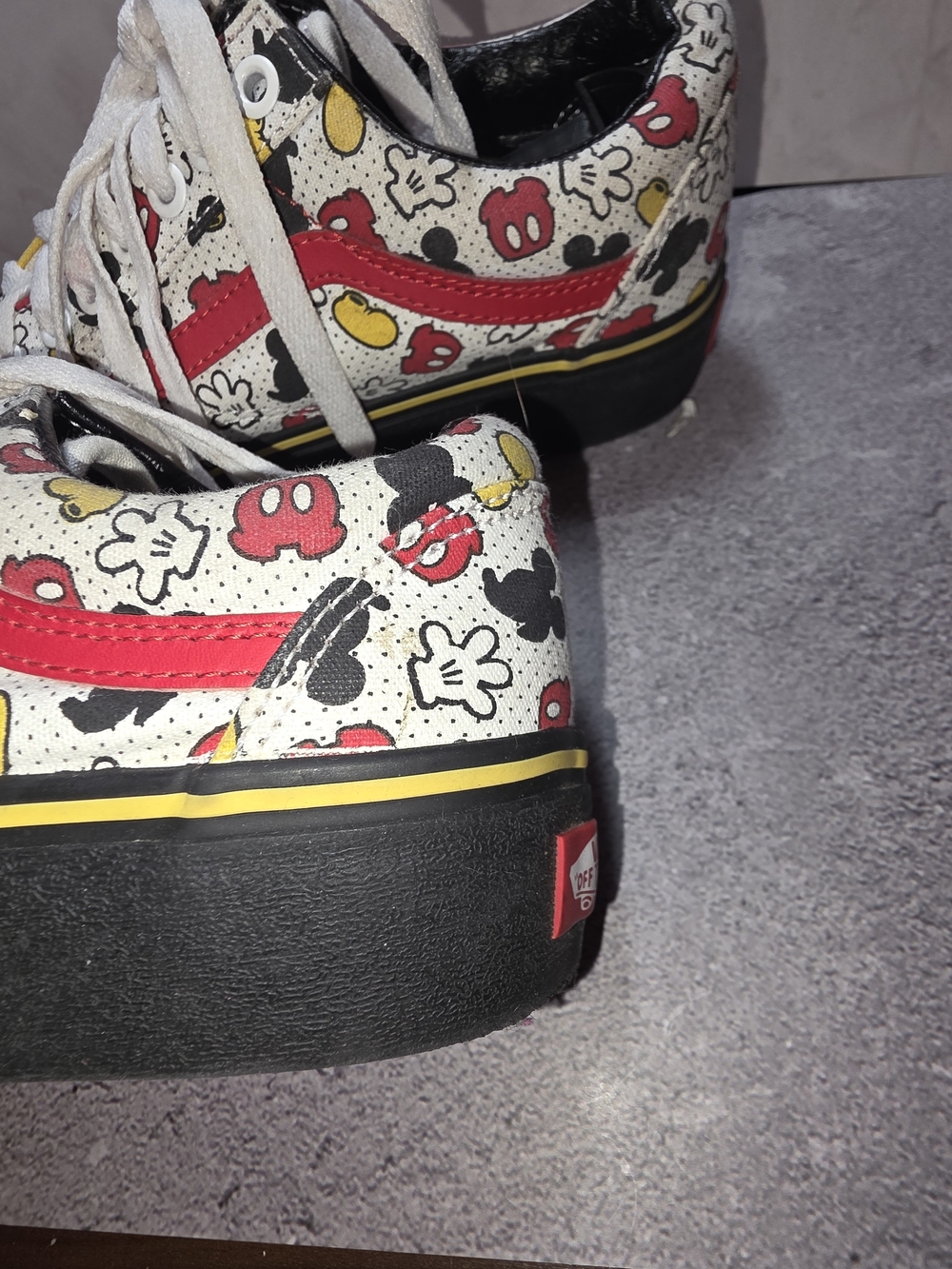 Custom Vans X Disney Womens Sz.8 - Picture 11 of 15